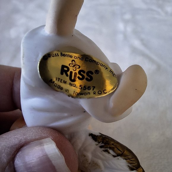 Lot of 2 Vintage Russ Berrie Porcelain Angel Christmas Tree Ornaments No. 5567 - Picture 2 of 6